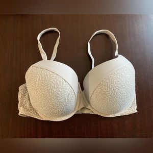 Victoria’s Secret cream colored padded bra size 36DD